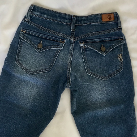 Jessica Simpson - Sunshine Skinny Boot denim jeans - Picture 4 of 7